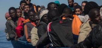 У Середземному морі за чотири дні врятували 10 тисяч мігрантів