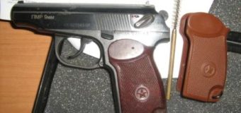 Луцькі поліцейські розкрили крадіжку пістолета