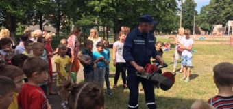 На Волині рятувальники провели інформаційно-роз’яснювальну роботу для вихованців пришкільного табору. ФОТО