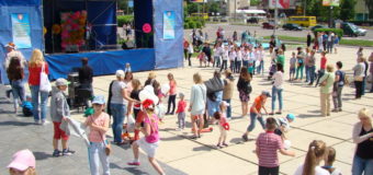 У Луцьку відбувся фестиваль «Моє веселкове дитинство» . ФОТО