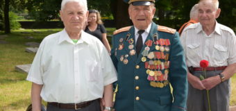 Лучани вшанували пам’ять загиблих у Другій світовій війні. ФОТО