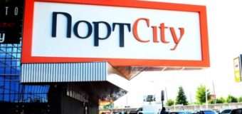 «ПортCity» не може встановити паркан мешканцям, бо земля належить місту, — адміністрація