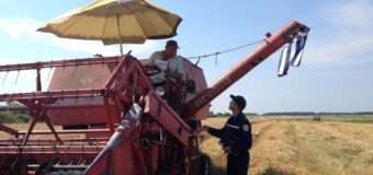 На Волині рятувальники проводять профілактичні заходи щоб вберегти врожай від пожеж. ФОТО