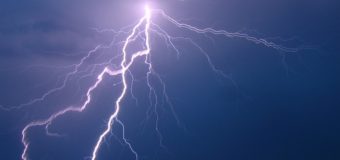 На Волині за минулу добу блискавка спричинила дві пожежі