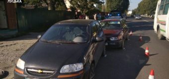 Лучанин вчинивши ДТП, вийшов і випив пляшку пива. ФОТО