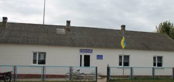 На Волині батьки не пускають дітей до школи, аргументуючи це аварійним станом навчальних приміщень