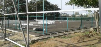 У Луцьку підприємець зводить тенісні корти без дозвільних документів. ФОТО