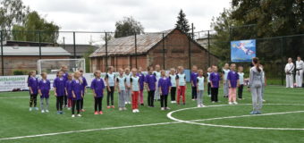 Юні лучани випробували новозбудоване футбольне поле. ФОТО