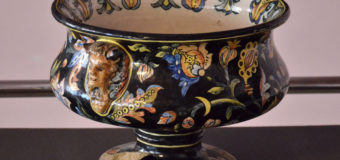 У Луцьку відбудеться краєзнавча година “Порцеляна Радзивіллів в Олиці”