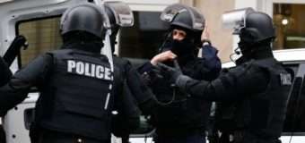 У Франції затримали 10 осіб за підозрою у підготовці вбивства політиків