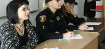 Луцькі патрульні стали «суддями» під час брейн-рингу. ФОТО