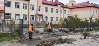 Обранці Луцької громади перевірили, як відбувається будівництво школи № 27. ФОТО