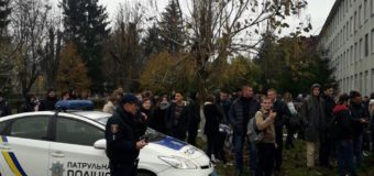 Луцькі патрульні посилено працюють на дорогах міста. ФОТО