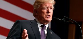 Трамп підписав найбільшу за 30 років податкову реформу в США