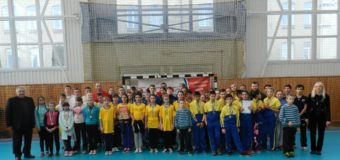У Луцьку для дітей провели спортивне свято з нагоди Дня Святого Миколая. ФОТО