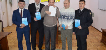 На Волині видали пам’ятку про права затриманого шрифтом Брайля. ФОТО.ВІДЕО