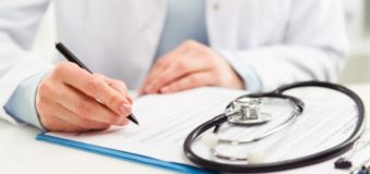 Стало відмо, у яких медзакладах Луцька підписали найбільше декларацій з лікарями
