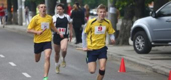 400 найсильніших спортсменів пробігли вулицями Луцька. ФОТО