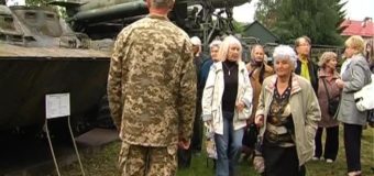 Ветерани війни відвідали музей військової техніки у Луцьку. ВІДЕО