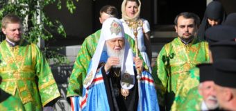 Патріарх Філарет очолив Божественну Літургію у Свято-Троїцькому соборі Луцька