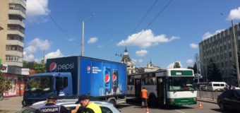 У Луцьку в ДТП потрапив тролейбус