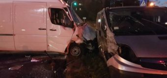 На перехресті у Луцьку зіткнулися дві автівки