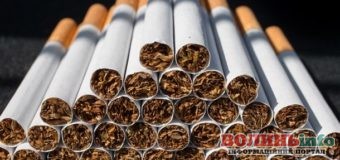 Волинянин намагався провезти через кордон півтори пачок цигарок