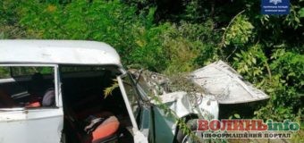ДТП на дорозі “Устилуг – Луцьк – Рівне” – авто в кюветі