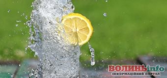 П’ємо воду: випадки коли вживати воду потрібно обов’язково