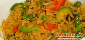 Постимо смачно: пісний рис з овочами «Рататуй»