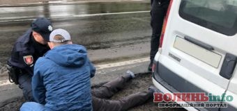 Наркоторговця з амфітаміном та грошими зловили у Ківерцях