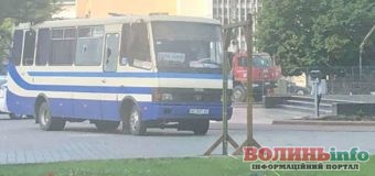 Захоплення автобуса у Луцьку: заручники, зброя, вимоги