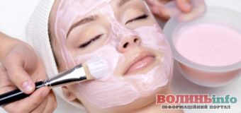 Дієва домашня маска з 2 інгредієнтів для чистої та сяючої шкіри