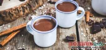 Рецепт ідеального гарячого шоколаду, який зігріє осіннього дня