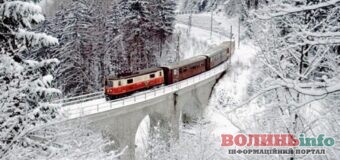 «Укрзалізниця» призначить додаткові поїзди до новорічних свят