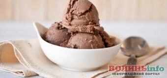 У День шоколадного морозива готуватимемо морозиво