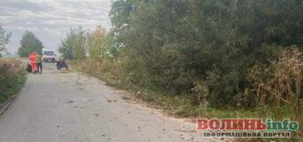 ДТП у Луцькому районі: неповнолітній мотоцикліст загинув на місці, а пасажирка двоколісного госпіталізована