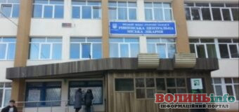 З вікна Рівненської міської лікарні вистрибнув пацієнт