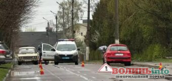 У Нововолинську автомобіль збив жінку: постраждалу госпіталізували