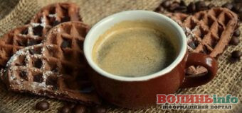 Як зробити смак навіть найдешевшої кави неперевершеним: кулінарні поради