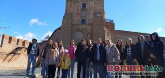 Подорож до Луцька: восьмикласники зі Смоляра відвідали замок Любарта та зоопарк