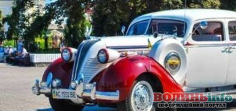 У Луцьку продають унікальне ретро-авто Hudson 505 1939 року