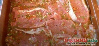 Лайфхаки: як зробити м’ясо м’яким за допомогою простих продуктів