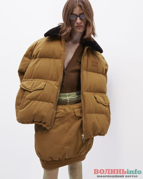 Модні пуховики зими 2025: трендові фасони та моделі, які варто прибрати з гардероба