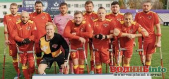 Луцьк об’єднав гру та спорт заради допомоги ЗСУ: зібрали 60 000 грн і виборюють медалі в ампфутболі