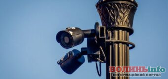 У центрі Луцька встановили «розумні» камери для підсилення безпеки