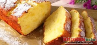 Сирний кекс із яблуками: ніжний, ароматний і дуже смачний