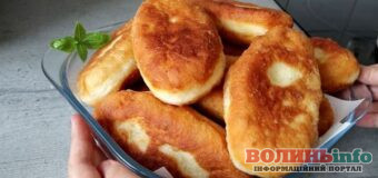 Жарені пиріжки на картопляному відварі: простий і смачний рецепт