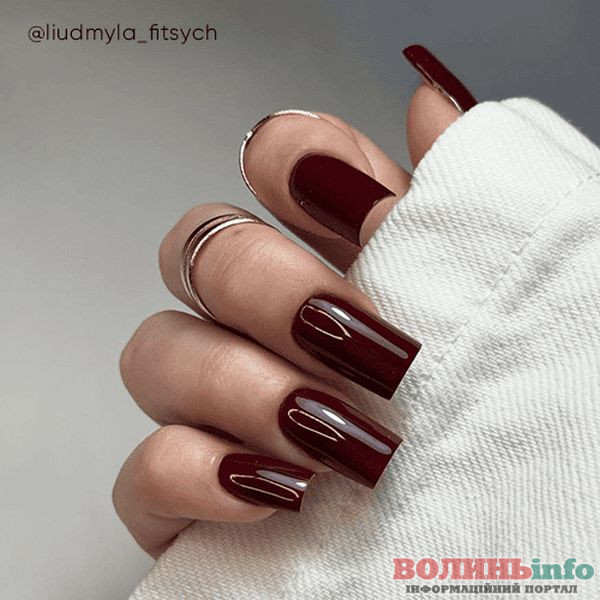 Зимовий манікюр 2025–2026: ніжні, блискучі й затишні ідеї сезону
