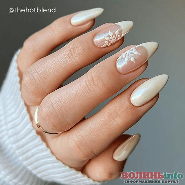 Зимовий манікюр 2025–2026: ніжні, блискучі й затишні ідеї сезону